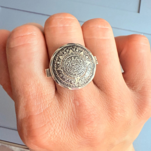 Artisan Mayan Aztec Calendar Sun Disk Diamond Cut Sterling Silver Mexico Ring - Picture 3 of 8